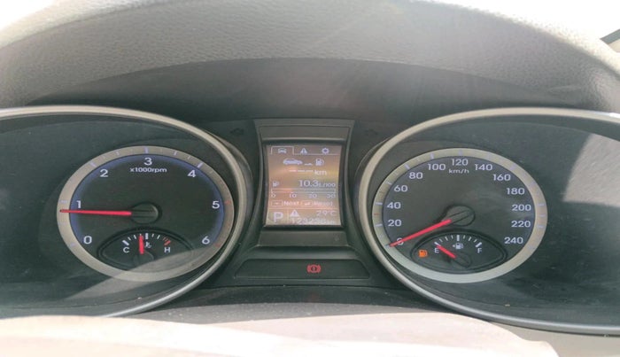 2015 Hyundai Santa Fe 2 WD AT, Diesel, Automatic, 1,23,238 km, interior