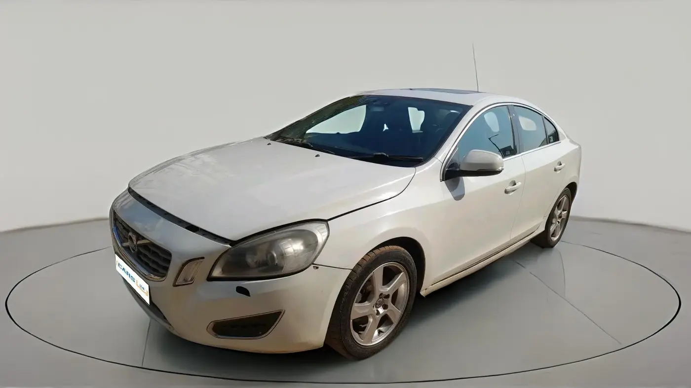 2013 Volvo S60 SUMMUM D4, Diesel, Automatic, 1,13,666 km, exterior