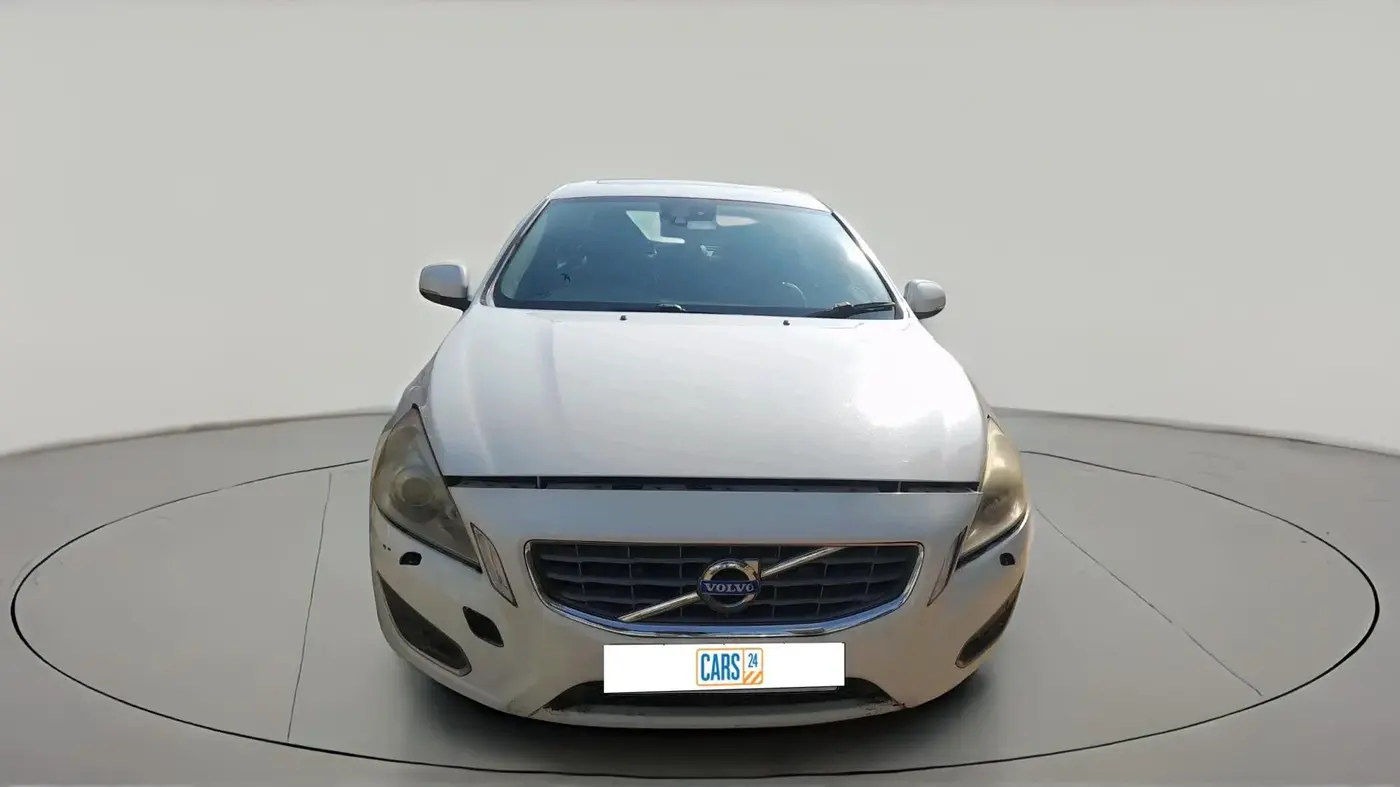 2013 Volvo S60 SUMMUM D4, Diesel, Automatic, 1,13,666 km, exterior