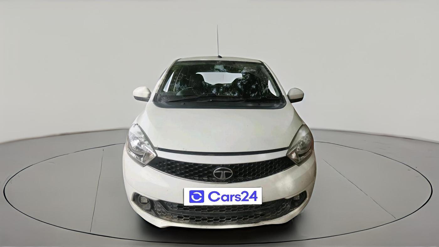 2017 Tata Tiago XT DIESEL, Diesel, Manual, 97,680 km, exterior
