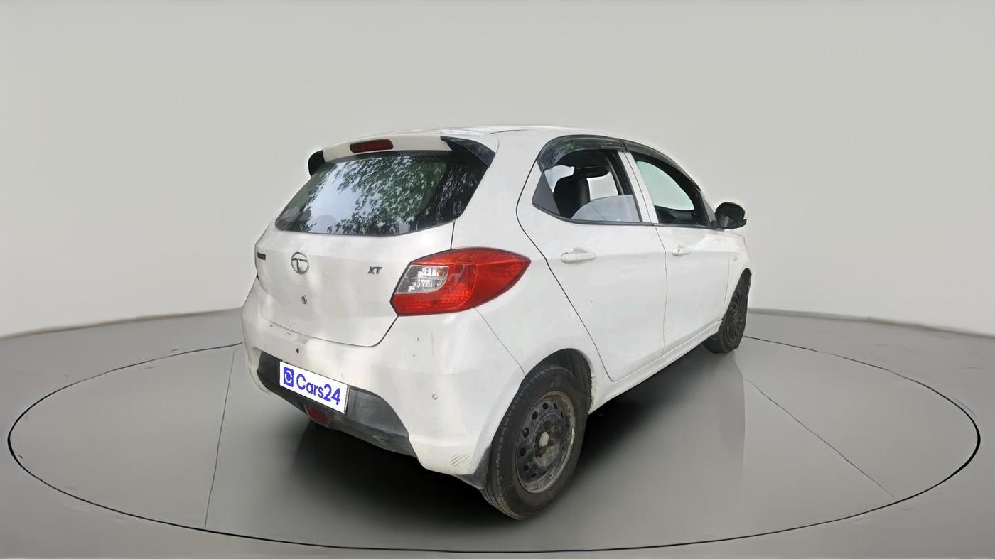2017 Tata Tiago XT DIESEL, Diesel, Manual, 97,680 km, exterior