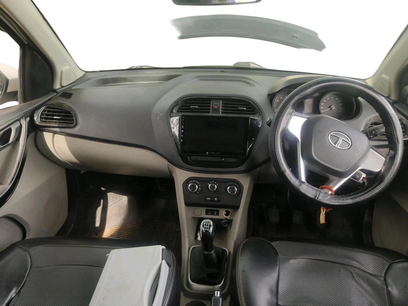2017 Tata Tiago XT DIESEL, Diesel, Manual, 97,680 km, interior