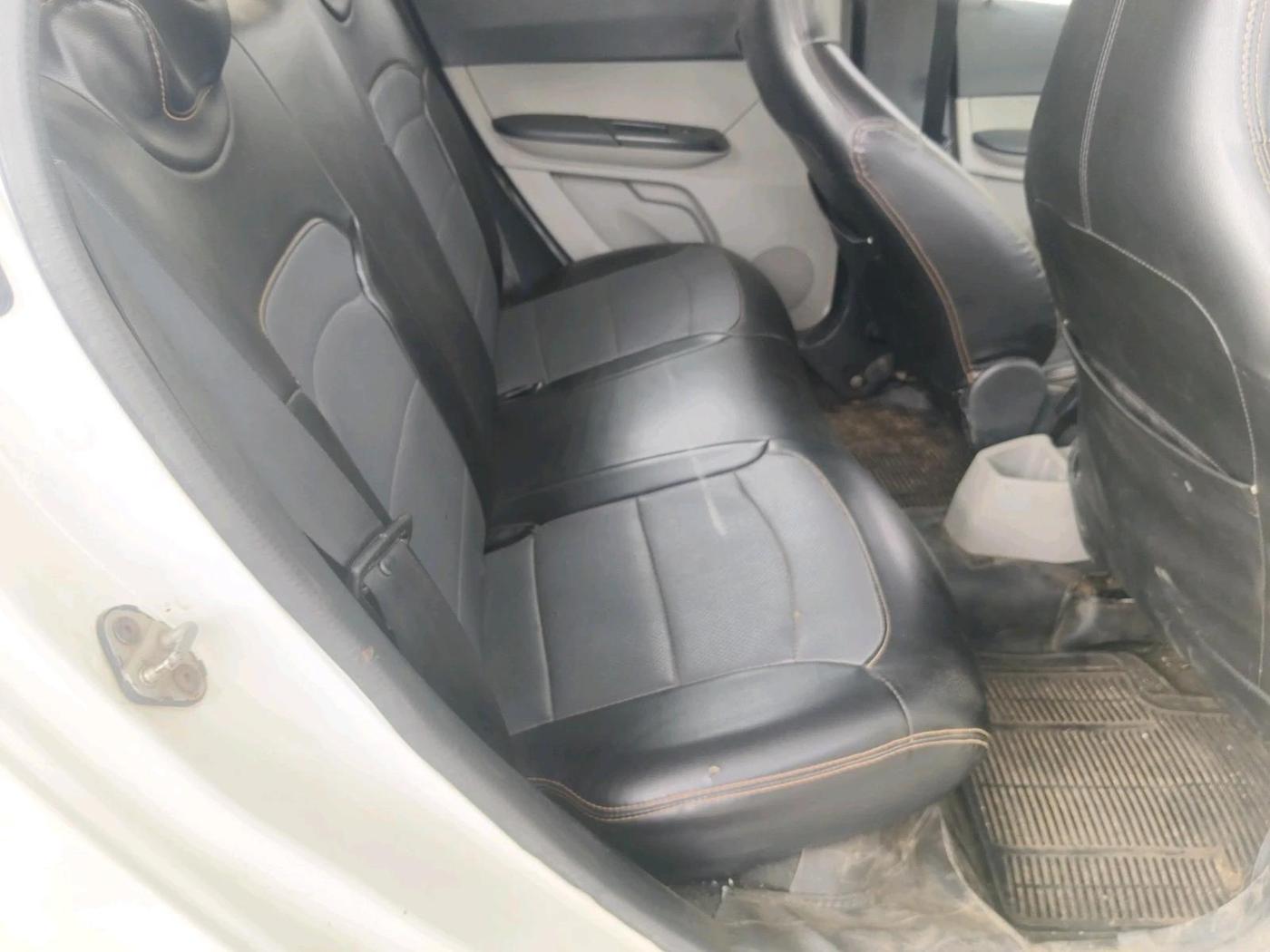 2017 Tata Tiago XT DIESEL, Diesel, Manual, 97,680 km, interior
