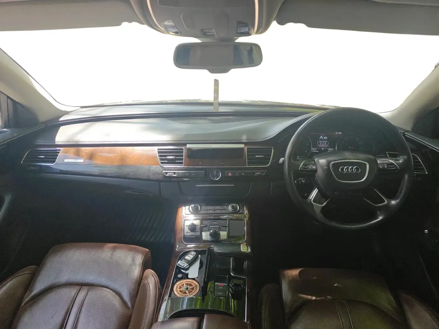 2013 Audi A8L 3.0 TDI quattro, Diesel, Automatic, 67,203 km, interior