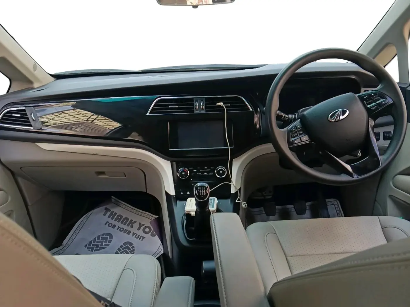 2020 Mahindra MARAZZO M8 8 STR, Diesel, Manual, 93,984 km, interior
