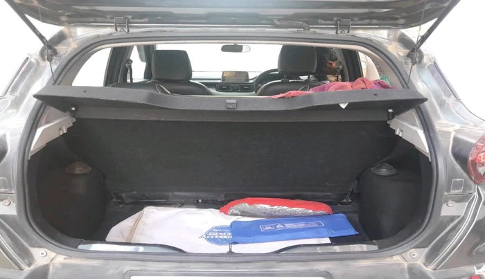 2022 Tata PUNCH ADVENTURE MT, Petrol, Manual, 61,576 km, exterior