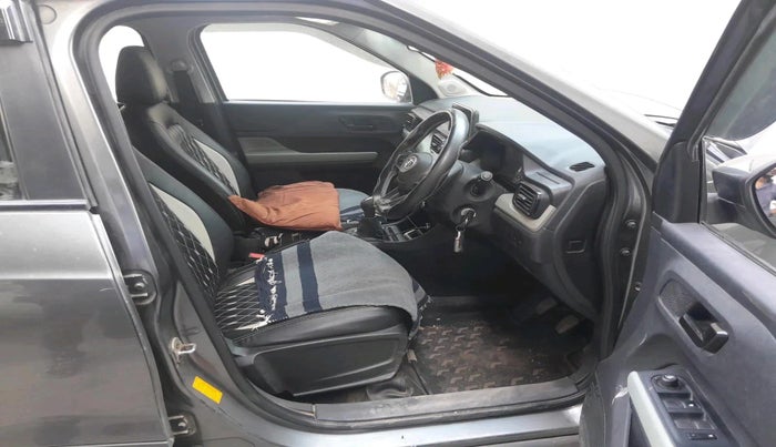 2022 Tata PUNCH ADVENTURE MT, Petrol, Manual, 61,576 km, interior