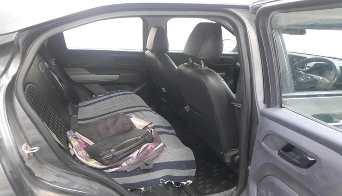 2022 Tata PUNCH ADVENTURE MT, Petrol, Manual, 61,576 km, interior