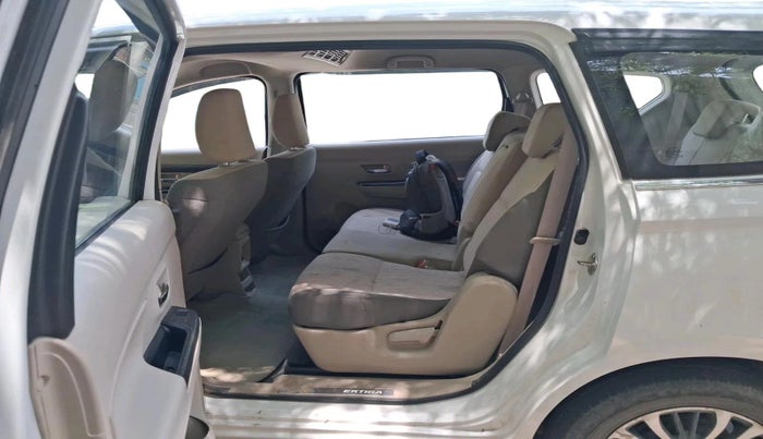 2022 Maruti Ertiga ZXI+ SHVS, Petrol, Manual, 82,551 km, interior