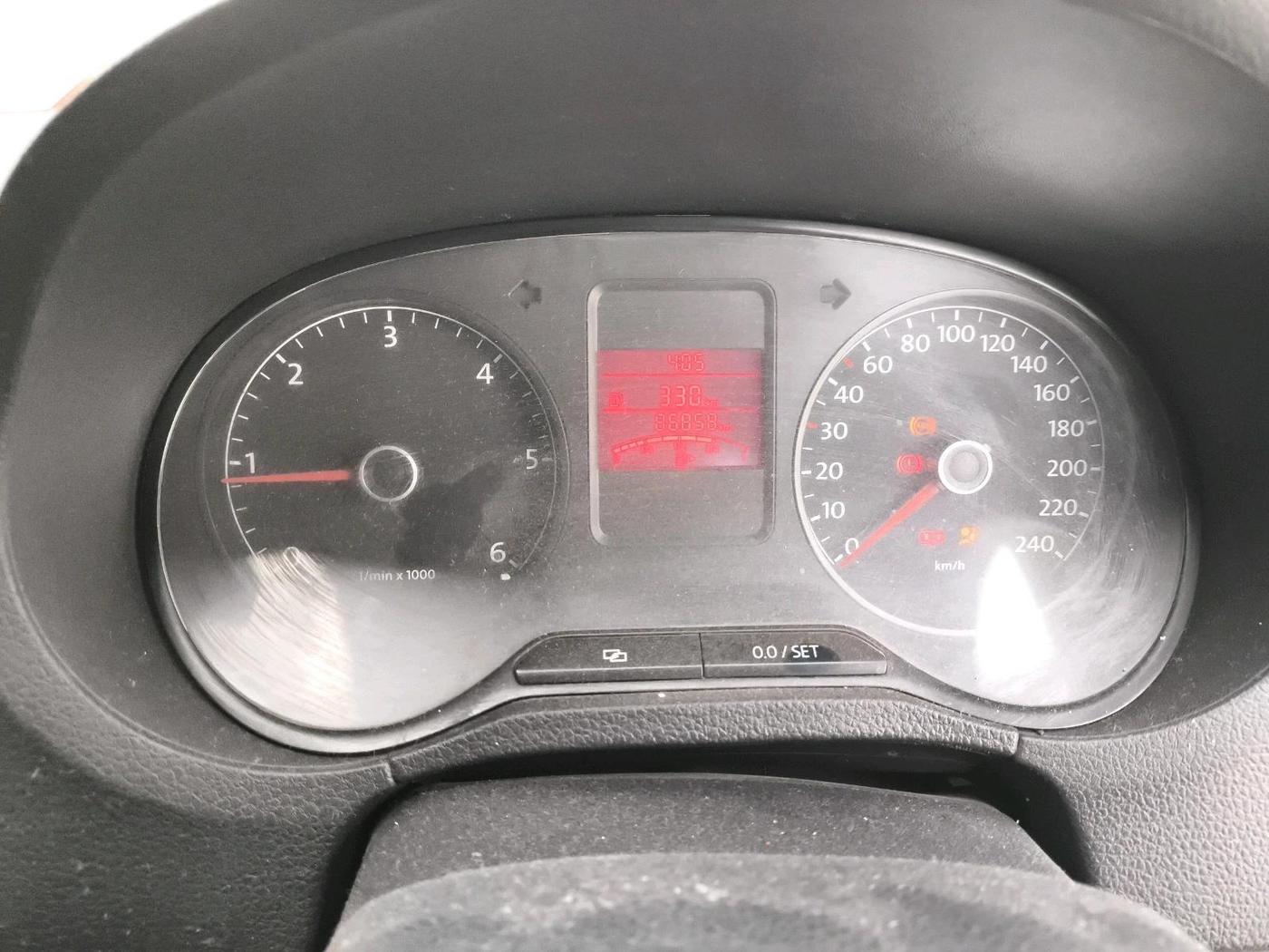 2011 Volkswagen Polo HIGHLINE DIESEL, Diesel, Manual, 86,858 km, interior