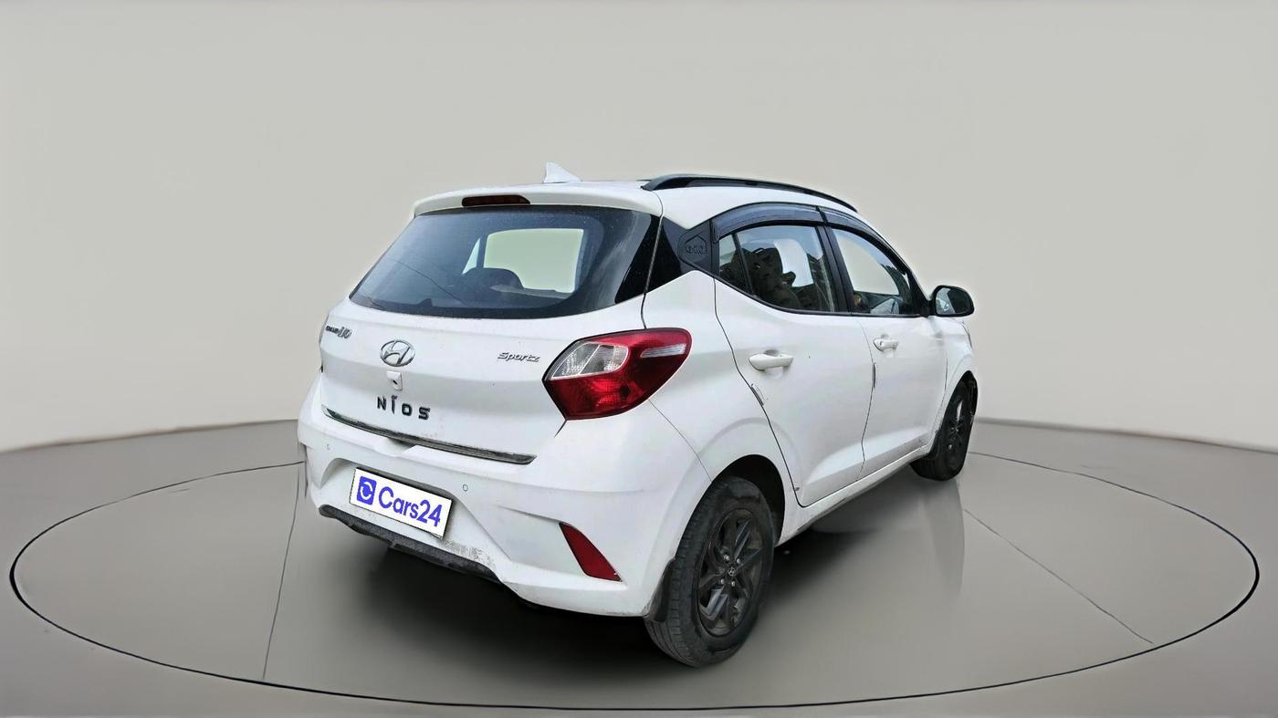 2022 Hyundai GRAND I10 NIOS SPORTZ 1.2 KAPPA VTVT CNG, CNG, Manual, 13,616 km, exterior