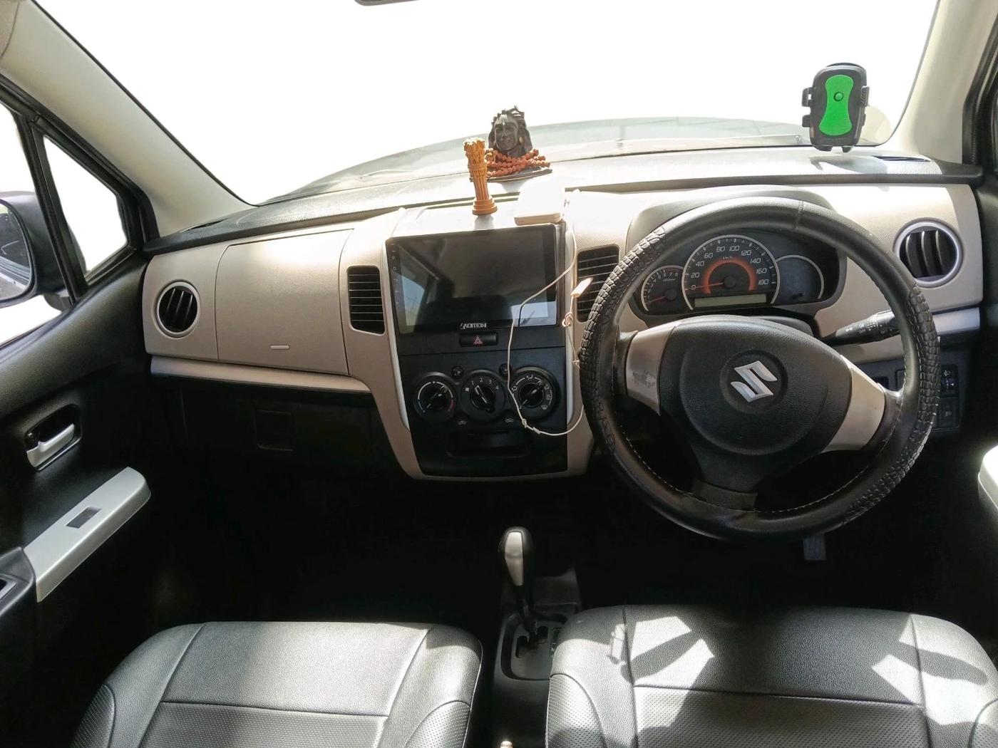 2016 Maruti Wagon R 1.0 VXI, CNG, Manual, 81,558 km, interior