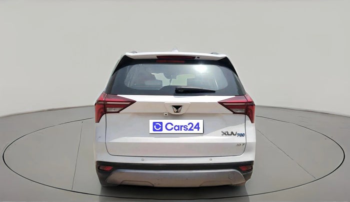 2022 Mahindra XUV700 AX 7 D MT 7 STR, Diesel, Manual, 1,12,274 km, exterior
