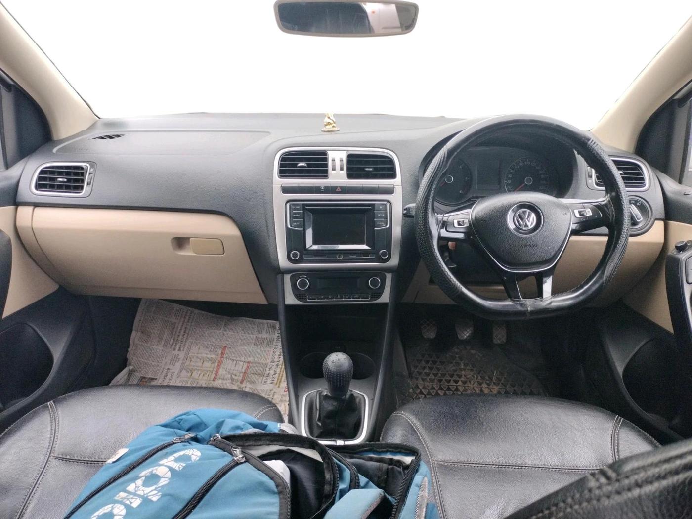 2017 Volkswagen Polo HIGHLINE1.5L, Diesel, Manual, 69,528 km, interior