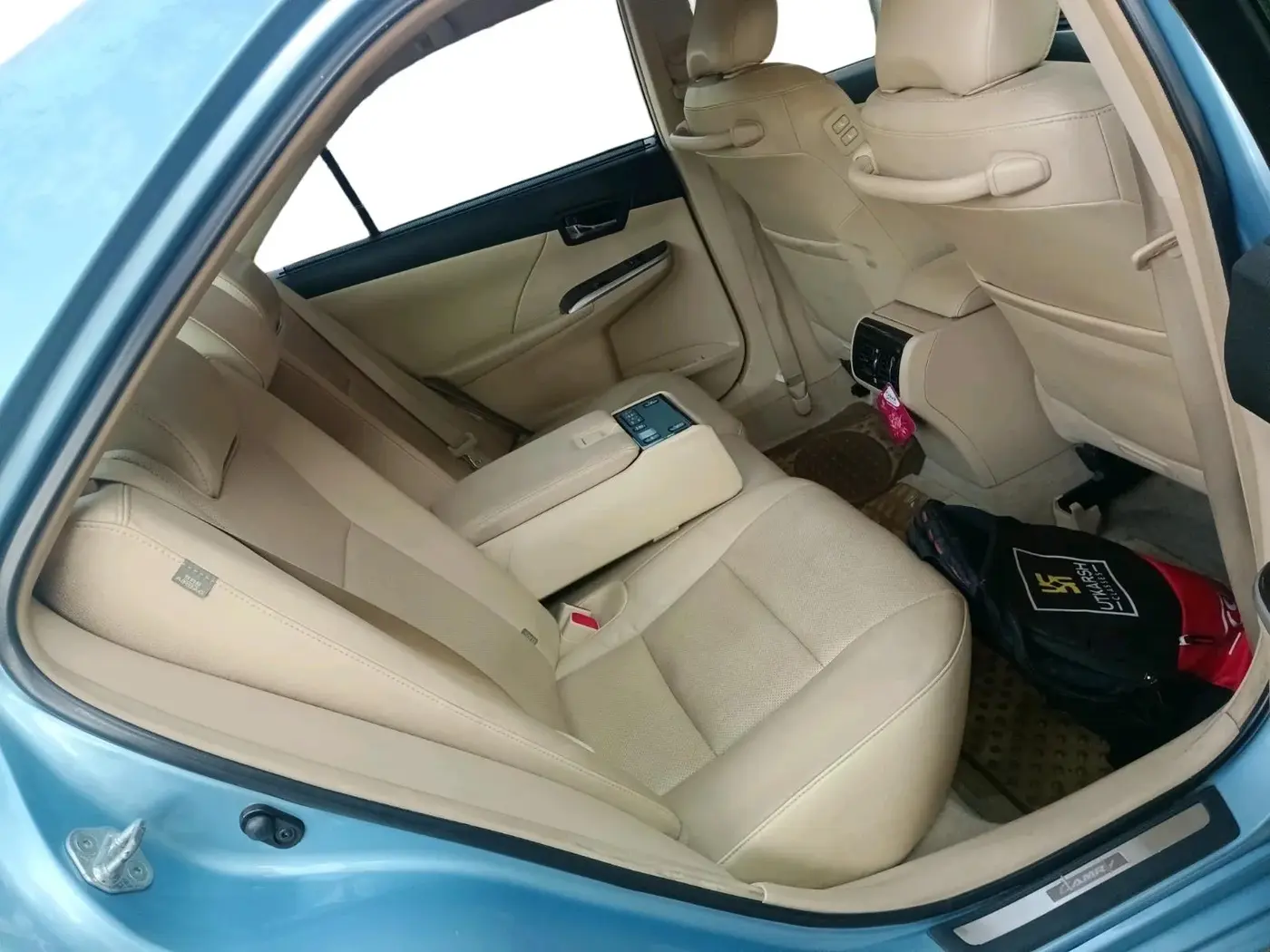 2017 Toyota Camry HYBRID, Hybrid, Automatic, 54,962 km, interior