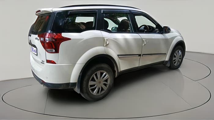 2018 Mahindra XUV500 W7 AT, Diesel, Automatic, 49,112 km, exterior