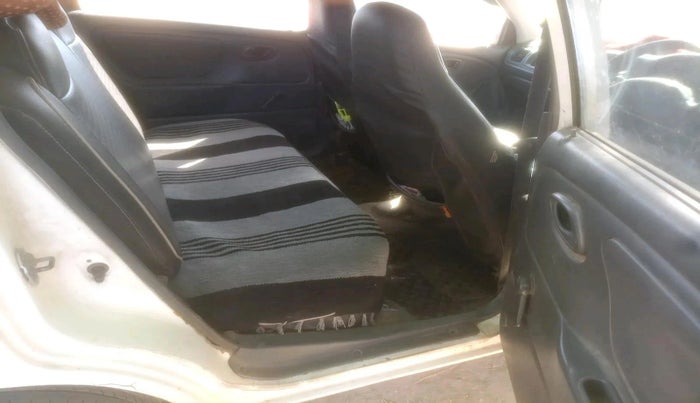 2012 Maruti Alto LXI, CNG, Manual, 1,59,727 km, interior