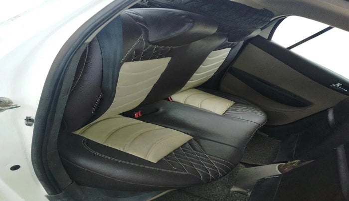 2011 Hyundai i20 MAGNA (O) 1.4 CRDI, Diesel, Manual, 1,16,846 km, interior