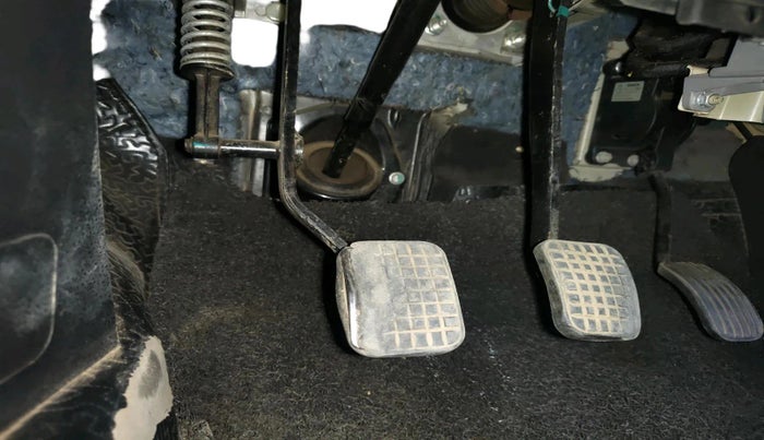 2017 Tata Hexa XT 4X2 7 STR, Diesel, Manual, 1,55,630 km, interior