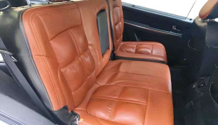 2017 Tata Hexa XT 4X2 7 STR, Diesel, Manual, 1,55,630 km, interior