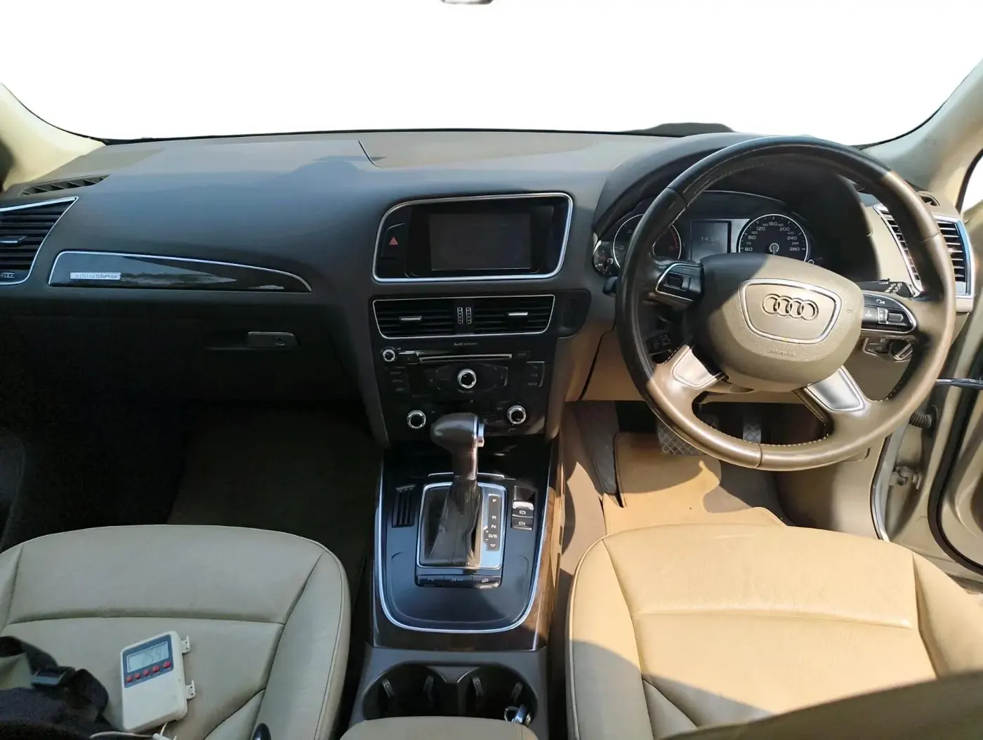 2013 Audi Q5 2.0 TDI quattro Premium, Diesel, Automatic, 85,823 km, interior