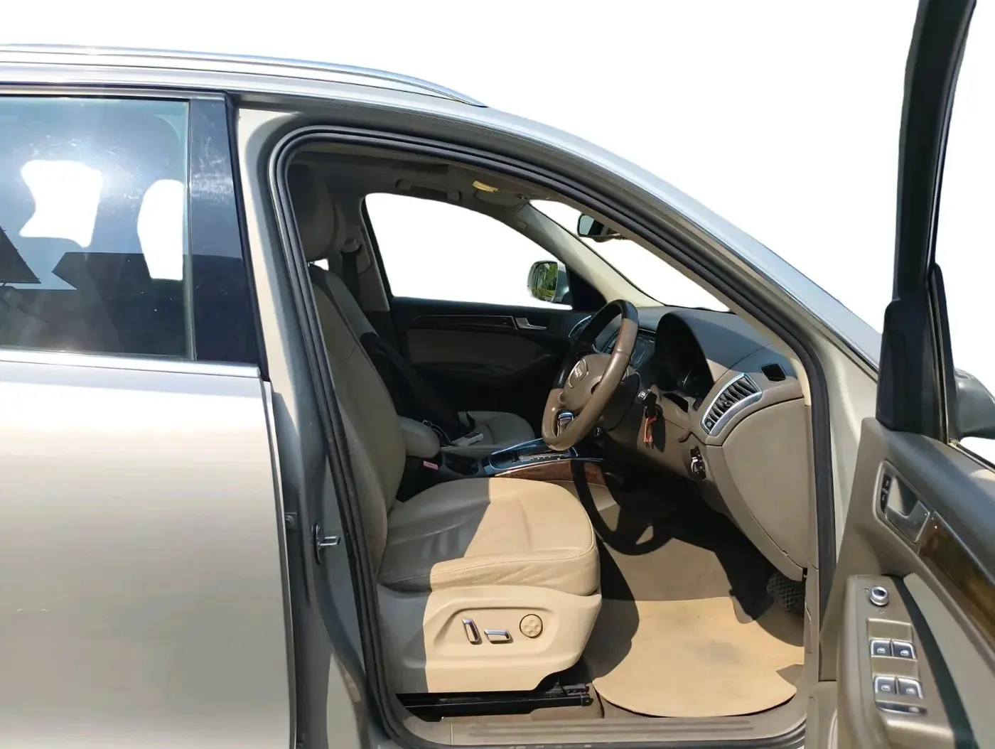 2013 Audi Q5 2.0 TDI quattro Premium, Diesel, Automatic, 85,823 km, interior