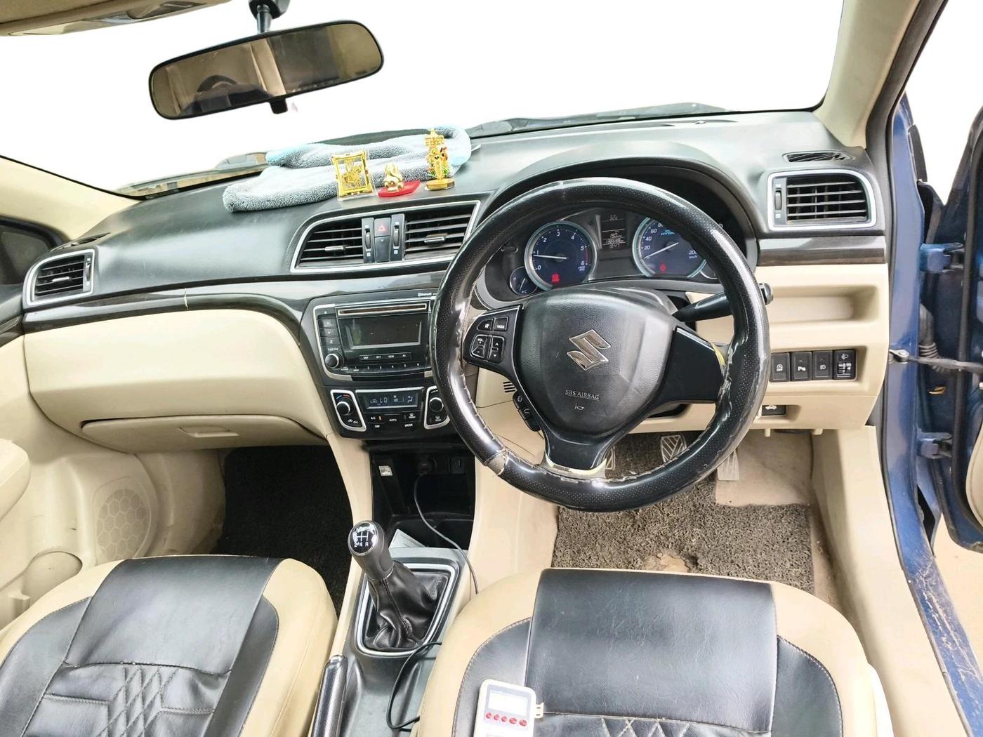 2017 Maruti Ciaz DELTA DIESEL 1.3, Diesel, Manual, 1,38,690 km, interior