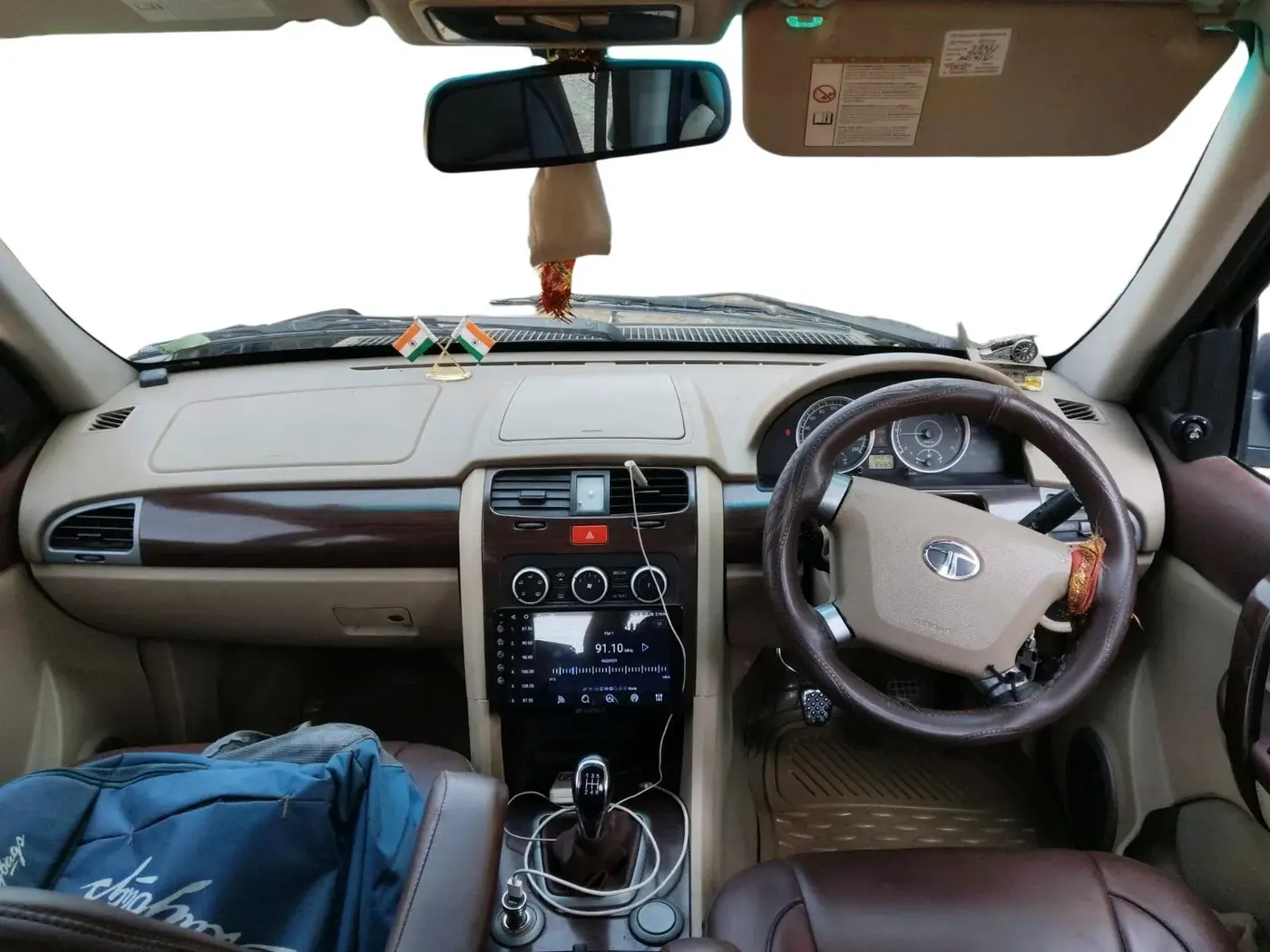 2014 Tata Safari Storme 2.2 VX 4X2, Diesel, Manual, 94,019 km, interior