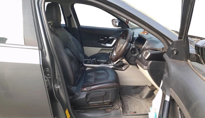 2021 Tata Safari XTA PLUS, Diesel, Automatic, 13,25,000 km, interior