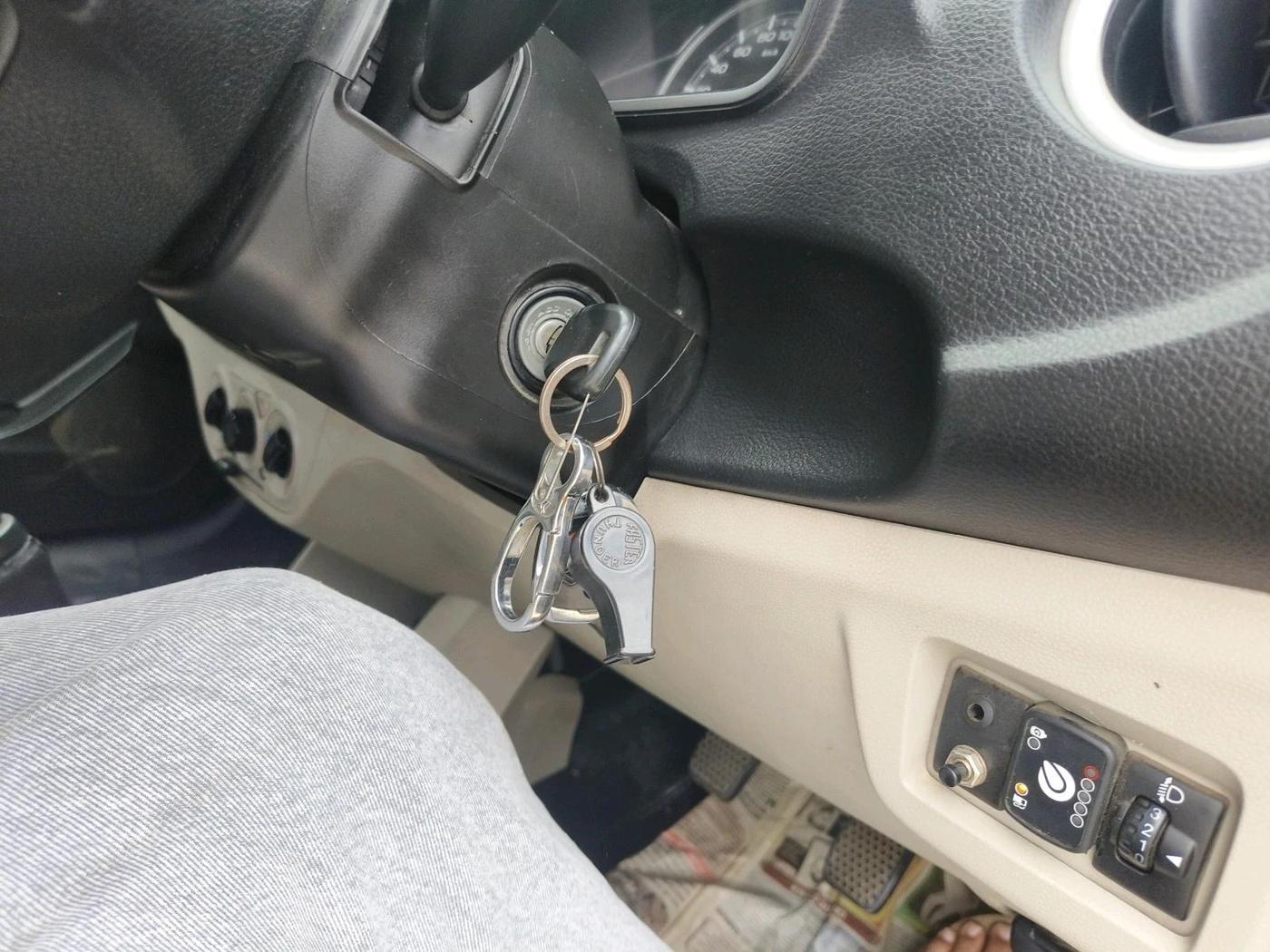 2020 Maruti Alto LXI, CNG, Manual, 61,707 km, interior