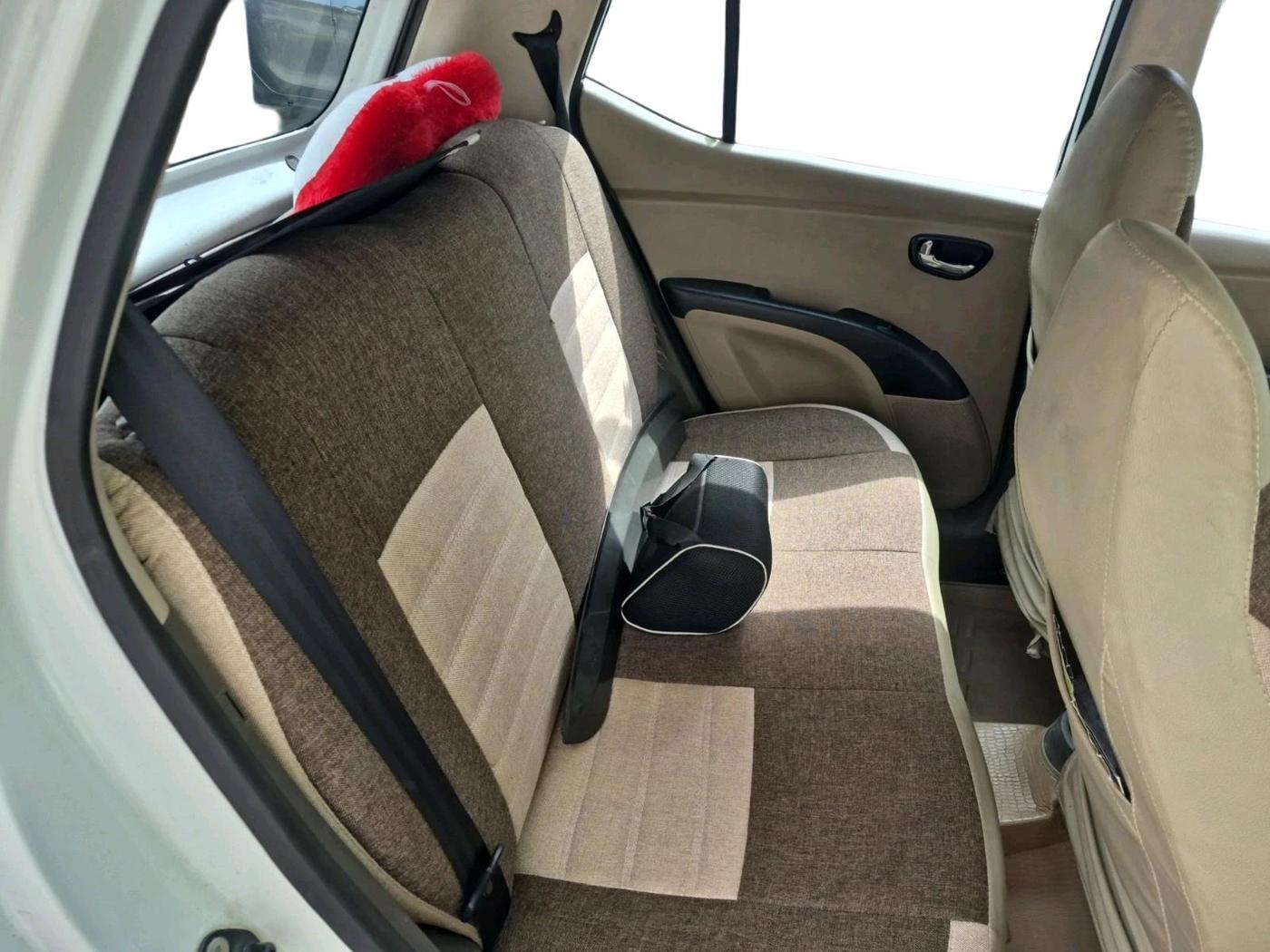 2012 Hyundai i10 MAGNA 1.1, Petrol, Manual, 69,243 km, interior