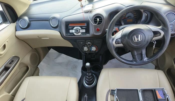 2013 Honda Amaze 1.5L I-DTEC S, Diesel, Manual, 2,19,585 km, interior