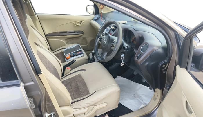2013 Honda Amaze 1.5L I-DTEC S, Diesel, Manual, 2,19,585 km, interior