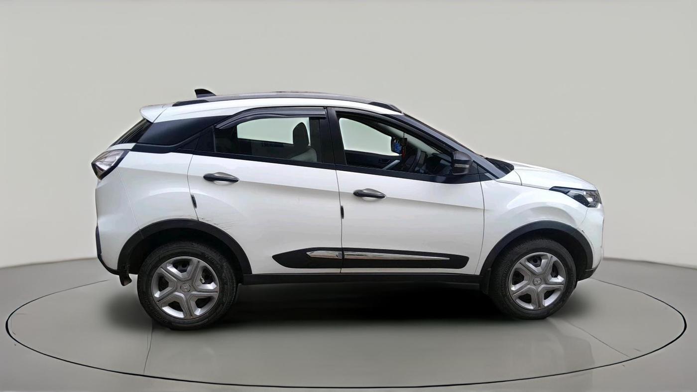 2022 Tata NEXON XM PLUS SUNROOF PETROL, Petrol, Manual, 48,781 km, exterior