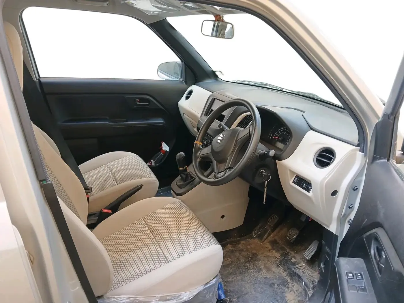 2023 Maruti New Wagon-R LXI 1.0, Petrol, Manual, 1,475 km, interior