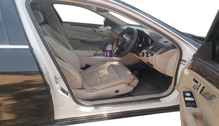 2014 Mercedes Benz E Class E 250 CDI AVANTGARDE, Diesel, Automatic, 1,23,712 km, interior
