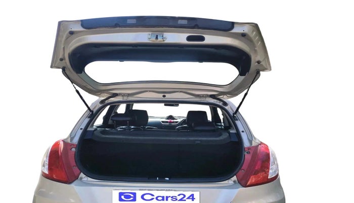 2014 Maruti Swift VXI, Petrol, Manual, 65,606 km, exterior