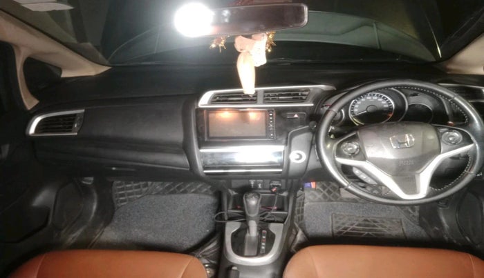 2018 Honda Jazz 1.2L I-VTEC VX CVT, Petrol, Automatic, 1,69,813 km, interior