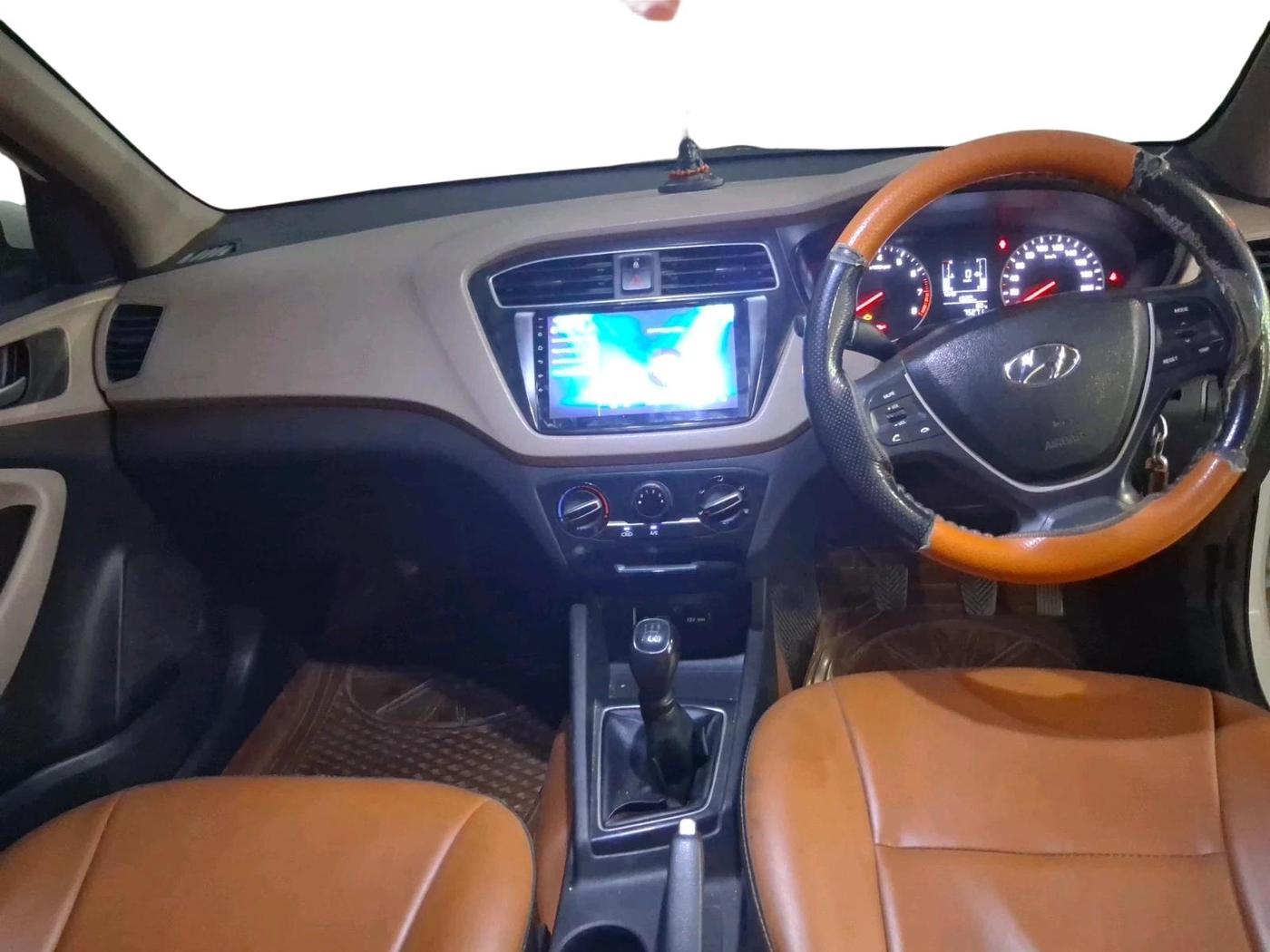 2019 Hyundai Elite i20 MAGNA PLUS 1.2, Petrol, Manual, 75,271 km, interior