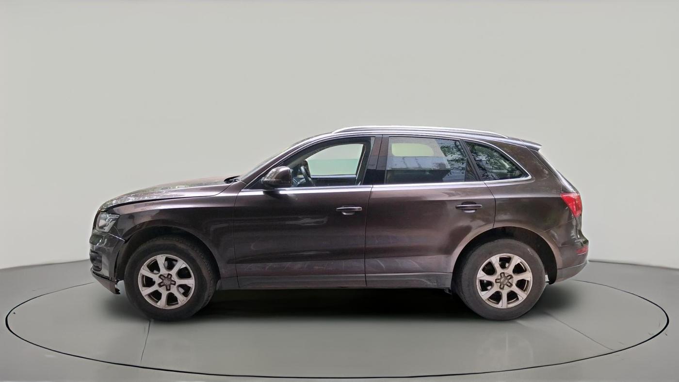 2012 Audi Q5 2.0 TDI QUATTRO, Diesel, Automatic, 1,29,904 km, exterior