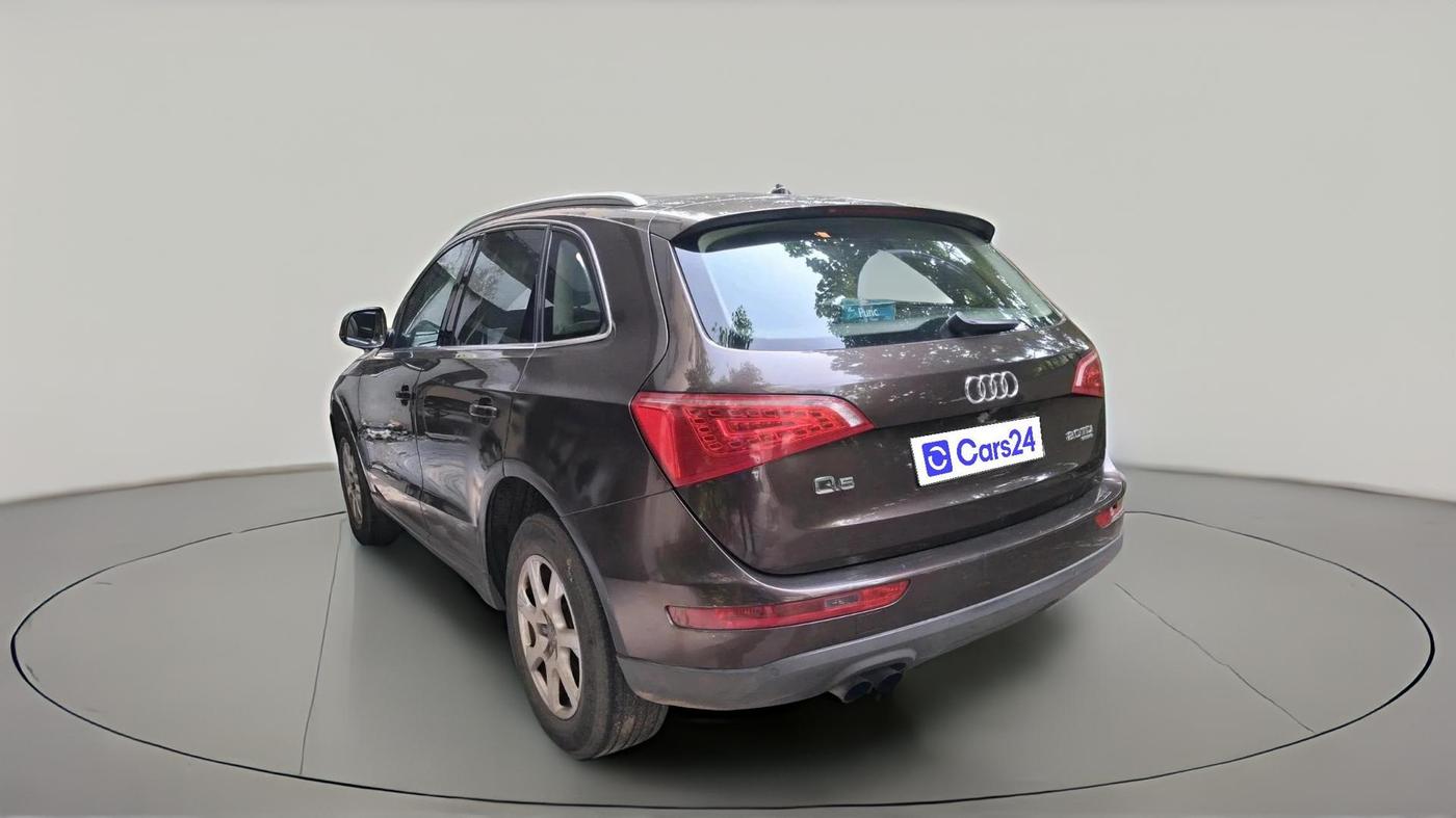 2012 Audi Q5 2.0 TDI QUATTRO, Diesel, Automatic, 1,29,904 km, exterior
