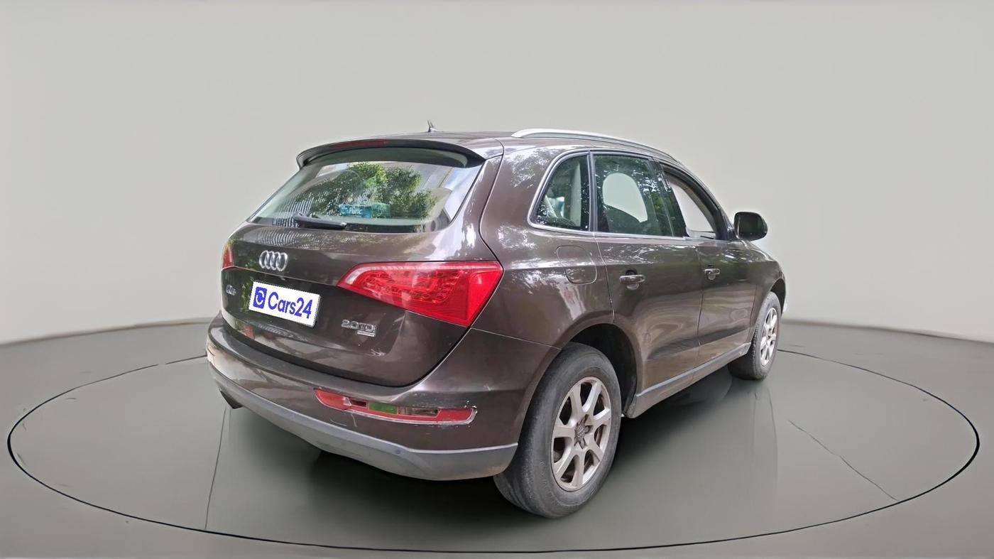 2012 Audi Q5 2.0 TDI QUATTRO, Diesel, Automatic, 1,29,904 km, exterior