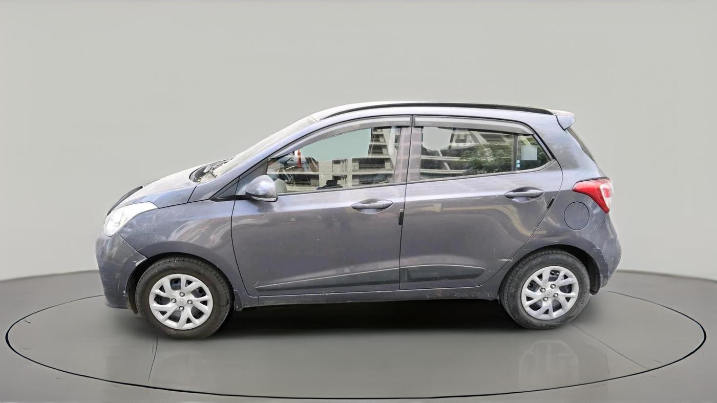 2018 Hyundai Grand i10 SPORTZ 1.2 KAPPA VTVT, Petrol, Manual, 1,07,839 km, exterior