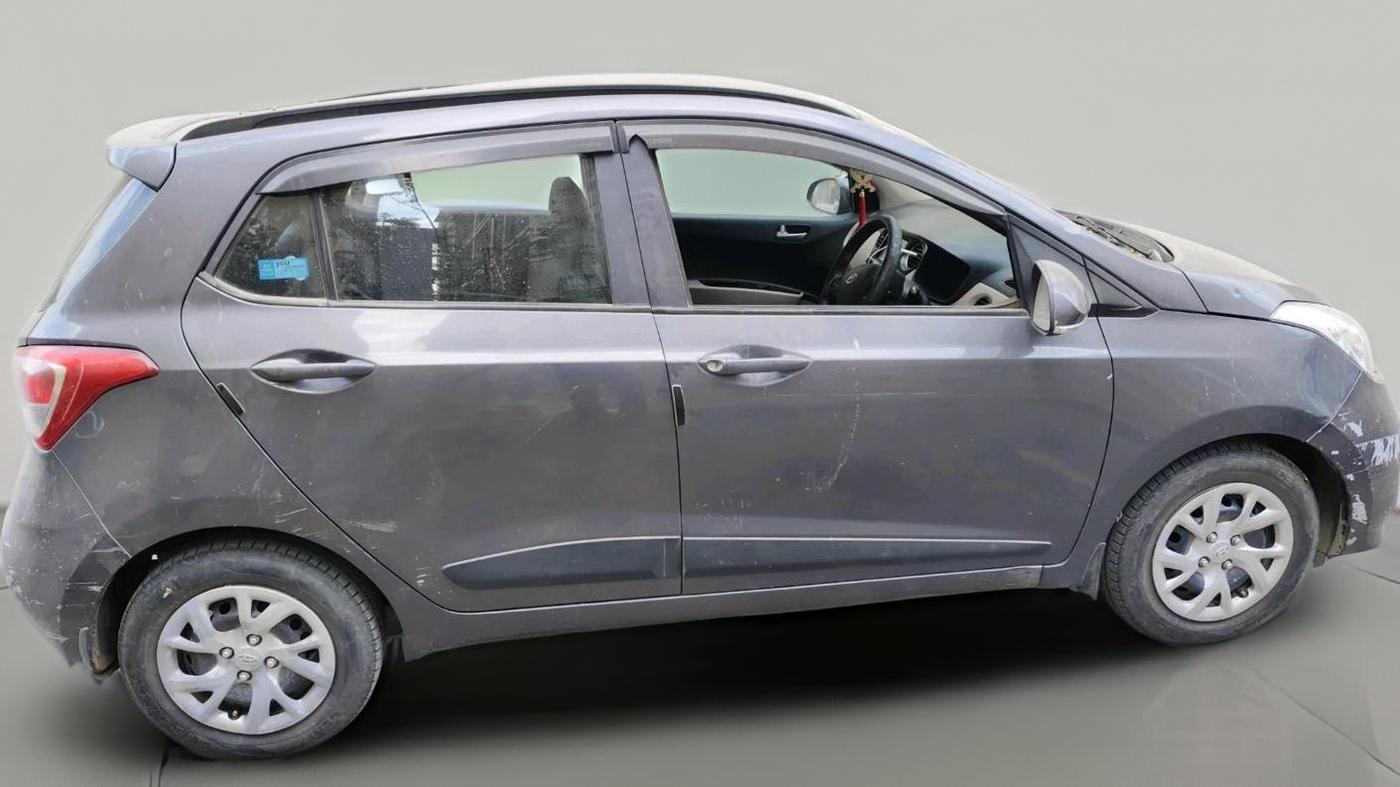 2018 Hyundai Grand i10 SPORTZ 1.2 KAPPA VTVT, Petrol, Manual, 1,07,839 km, exterior