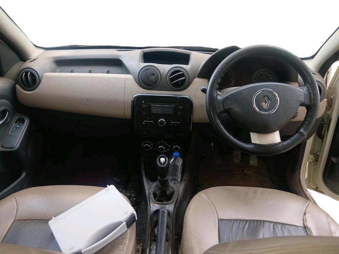 2013 Renault Duster 85 PS RXL DIESEL, Diesel, Manual, 1,14,153 km, interior