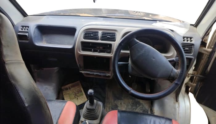 2015 Maruti Eeco 5 STR WITH A/C+HTR, CNG, Manual, 3,17,445 km, interior
