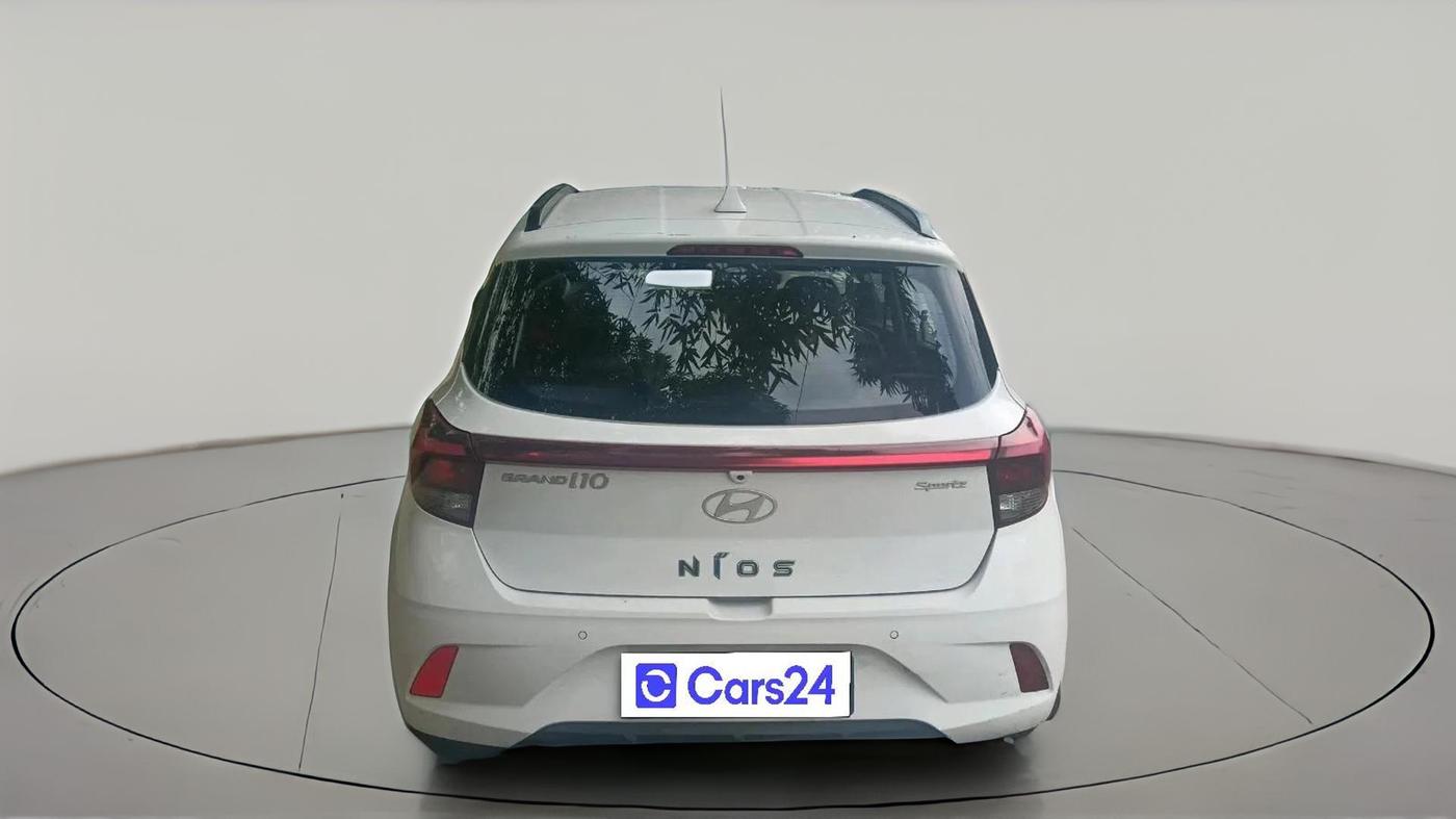 2024 Hyundai GRAND I10 NIOS SPORTZ 1.2 KAPPA VTVT, Petrol, Manual, 32,489 km, exterior