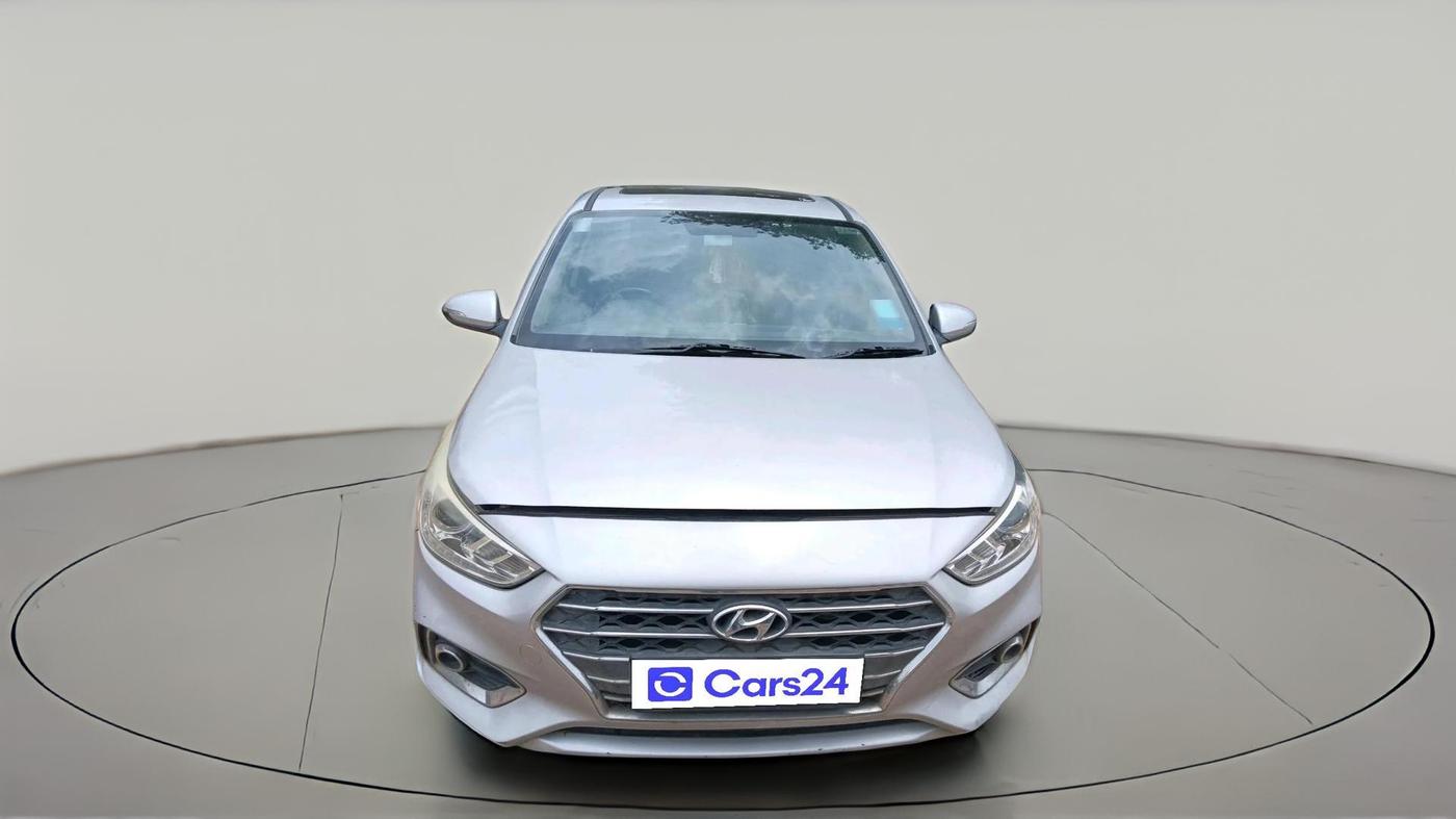 2018 Hyundai Verna 1.6 CRDI SX + AT, Diesel, Automatic, 1,05,705 km, exterior