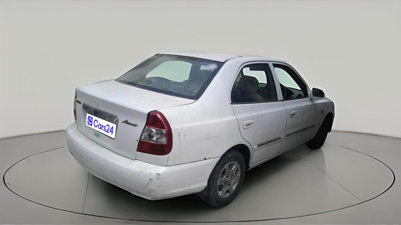 2011 Hyundai Accent GLE, CNG, Manual, 1,06,302 km, exterior