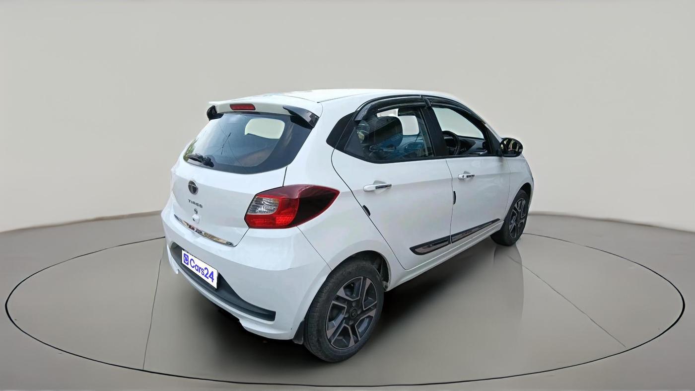 2024 Tata Tiago XZA PLUS PETROL, Petrol, Automatic, 14,144 km, exterior